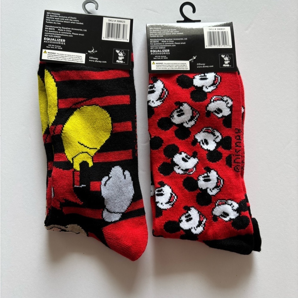 Disney Mickey Mouse Crew Socks 2-Pack Red Black Unisex Size 9–13 New with Tags - Picture 3 of 5